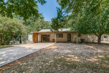 Main picture of 1412 Morrison Pl