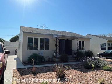 Main picture of 5233 Bellflower Blvd