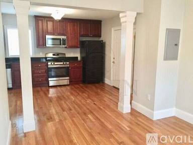Main picture of 11 Nashua St