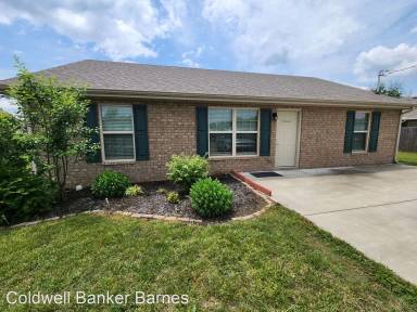 Main picture of 395 Hendrixson Dr