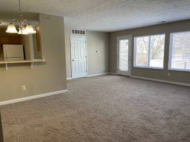 Main picture of 5341 Bayview Dr