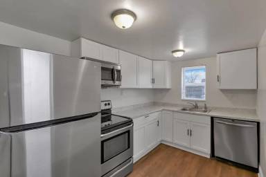 Main picture of 85-85 1/2 S Wheatland Ave