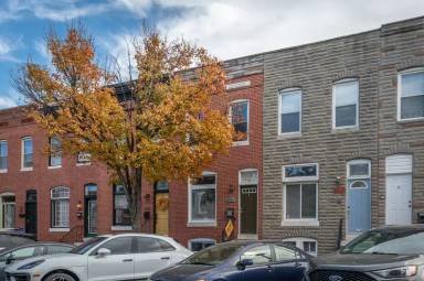 Main picture of 415 S Clinton St