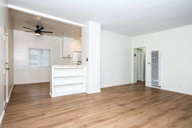 Main picture of 600 N Louise St