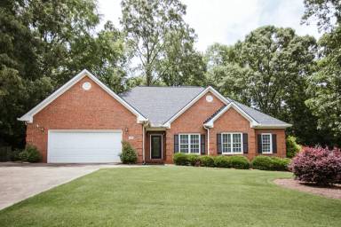 Main picture of 1450 Oconee Crossing Cir