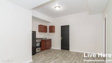 Main picture of 5710 N Winthrop Ave