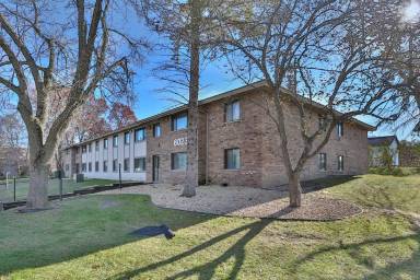 Main picture of Oakridge Apartments