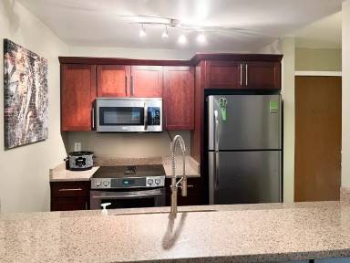 Main picture of 380 E 11th Ave
