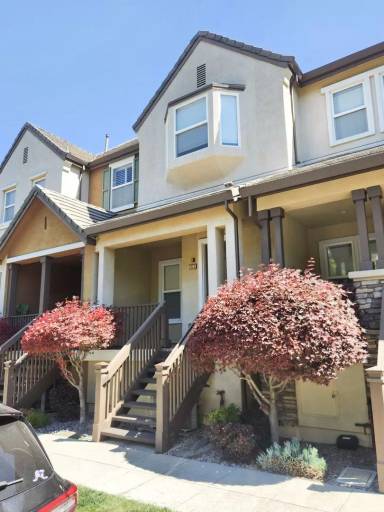 Main picture of 1373 Wayne Way