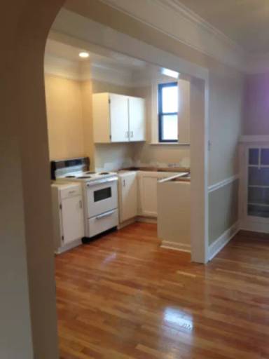 Main picture of 3270 Dell Ave