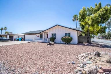 Main picture of 2801 E Sylvia St