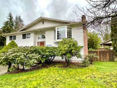 Main picture of 3023 NE 192nd St