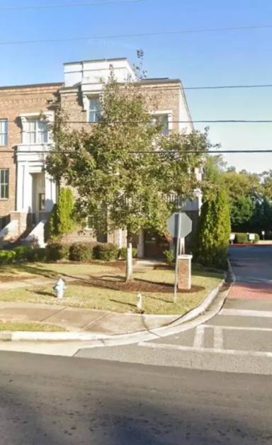 Main picture of 1325 Hawthorne Ave SE