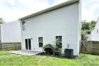 Main picture of 1631 Hooper Ct