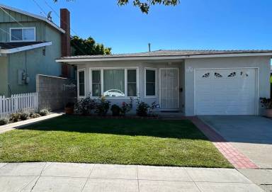 Main picture of 24457 Madison St