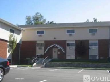 Main picture of 57 Glade St