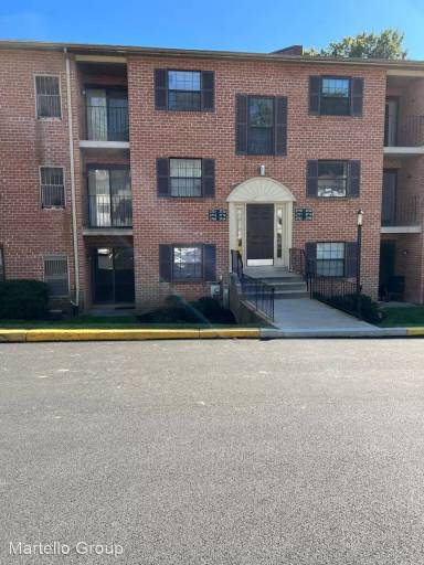Main picture of 2704 Eagle Rd
