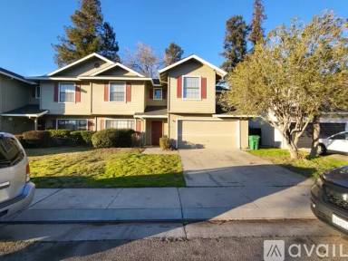 Main picture of 409 Ravenwood Way