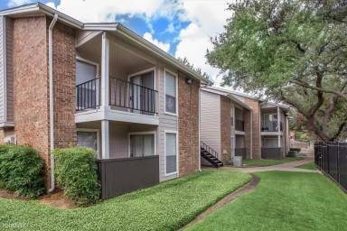 Main picture of Westmount at Forest Oaks