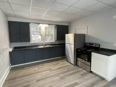 Main picture of 120 Main Rd S