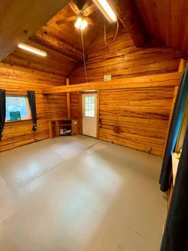 Main picture of 685 Nichols Ln