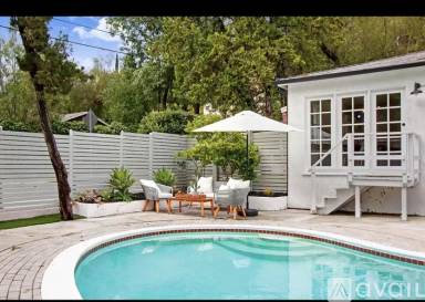 Main picture of 5302 Tendilla Ave