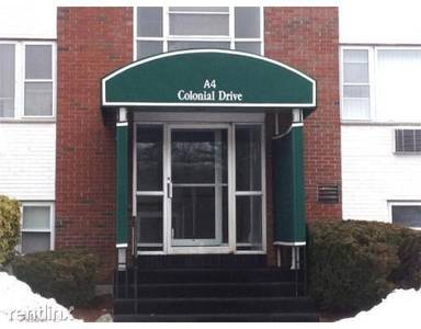 Main picture of 1 Colonial Dr