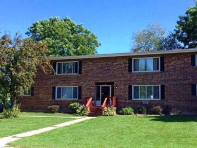 Main picture of 124 Cherry Ave