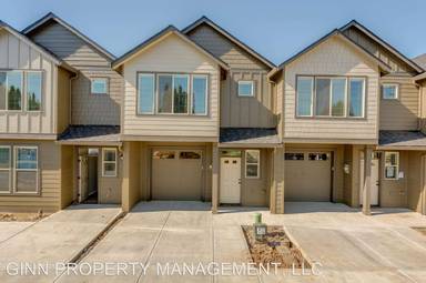Main picture of 5809 NE 71st Ave