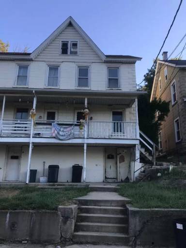 Main picture of 555 Mauch Chunk Rd