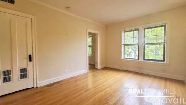 Main picture of 1103 W Wellington Ave