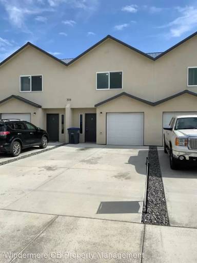 Main picture of 306 F St NE