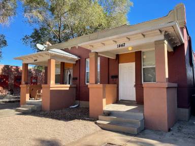 Main picture of 1474 Lowell Blvd