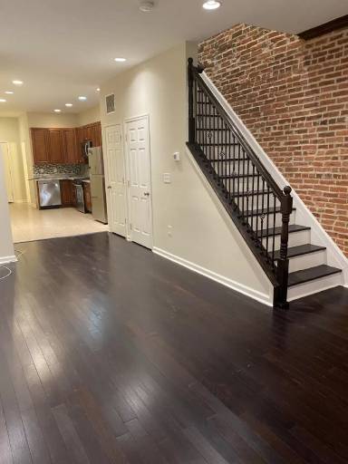 Main picture of 511 N Collington Ave