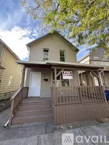 Main picture of 4509 Fenwick Ave