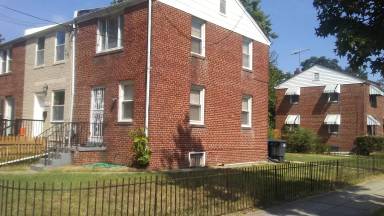 Main picture of 1100-6140 Banks Pl NE