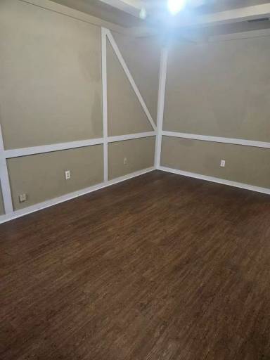 Main picture of 704 Cindy Ln