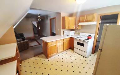 Main picture of 219 5th Ave NW