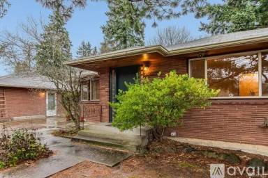 Main picture of 10011 51st Ave S