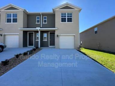 Main picture of 1751 Wooden St