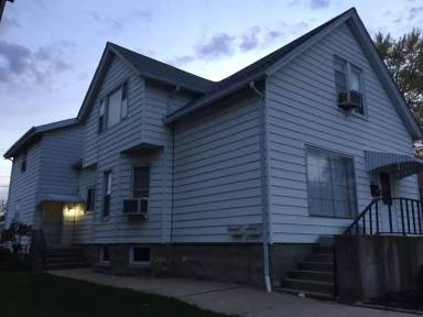 Main picture of 422 Bridge St