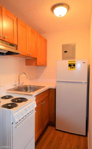 Main picture of 172 North Beacon St