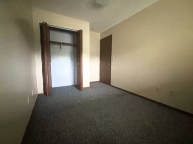 Main picture of 500 12th St S