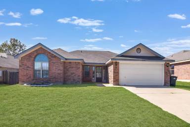 Main picture of 2205 Joseph Dr