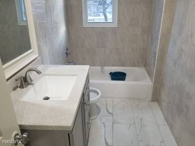 Main picture of 39 Orient Ave