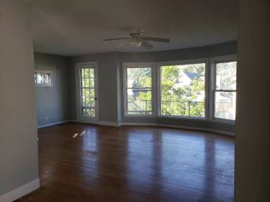 Main picture of 858 Prospect Ave