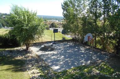 Main picture of 3542 N La Fontana Way
