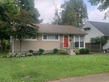 Main picture of 2611 Gardiner Ln