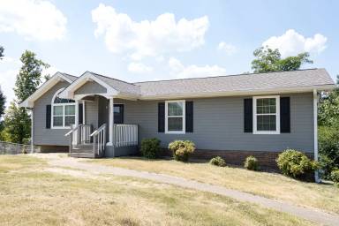 Main picture of 2807 Bent Oak Rd