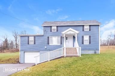 Main picture of 127 Woods Ave